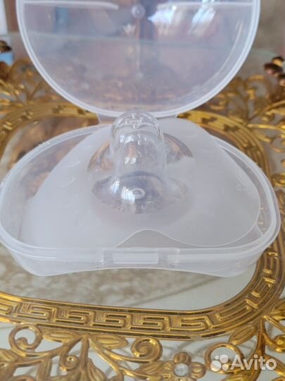 Накладки на грудь