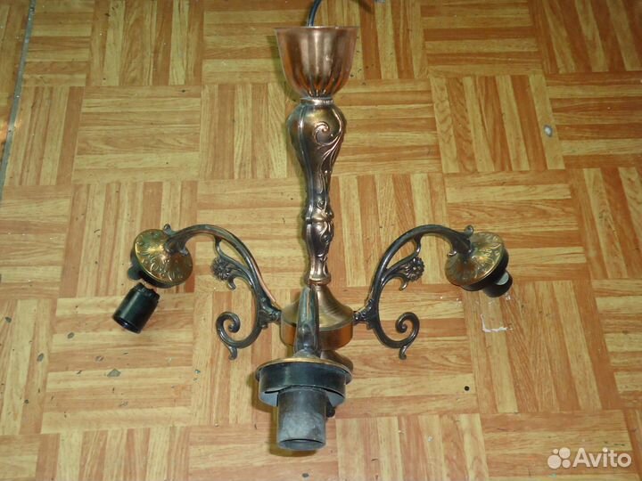 Люстра без плафонов