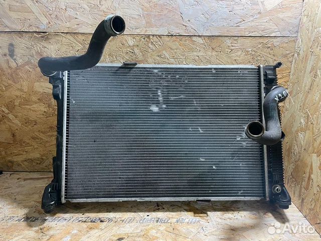 Радиатор охлаждения Мерседес W204 W212 X204 GLK