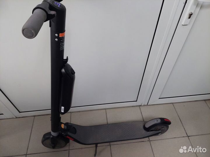 Электросамокат Ninebot KickScooter ES3