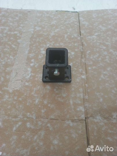 Фаркоп для установки универсал. квадрата50х50мм