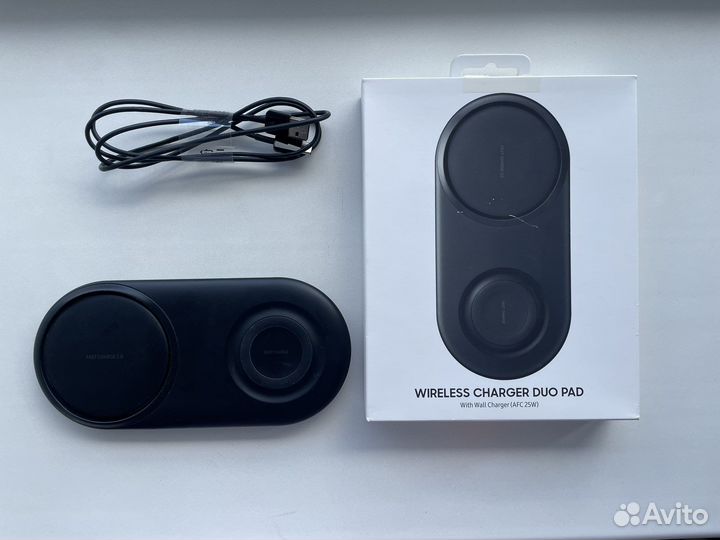 Беспроводная зарядка Samsung Charger Duo Pad