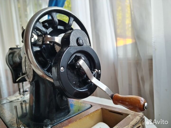 Швейная машинка Подольск ручная