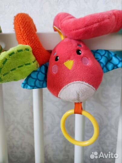 Растяжка - подвеска бренда Жирафики