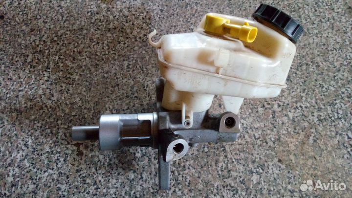 Цилиндр тормозной главный Опель Астра Джей Opel As