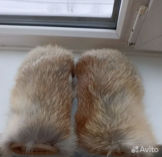 Варежки из меха лисы