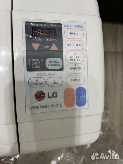 Хлебопечка LG HB-201JE как новая белая