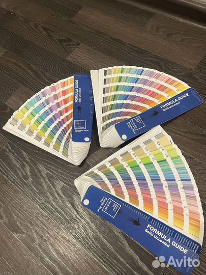 Pantone веер