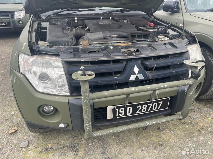 Дверь 3-5 mitsubishi pajero 4 2009