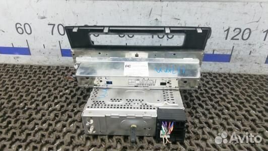 Магнитола land rover range rover 3 (UML11I401)