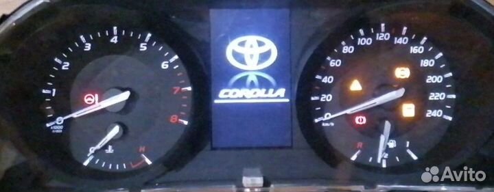 Панель Toyota Corolla 180/Auris II + кнопки руля