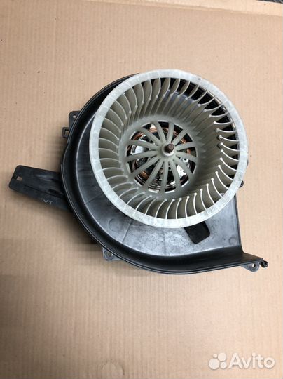 Моторчик печки Фольксваген Поло; Шкода Фабия