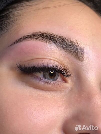 Оформление и окрашивание бровей