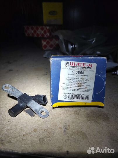 Датчик положения коленвала renault Megane 2 (10)