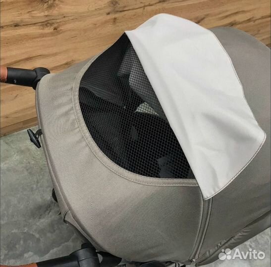 Прогулочная коляска luxmom 730