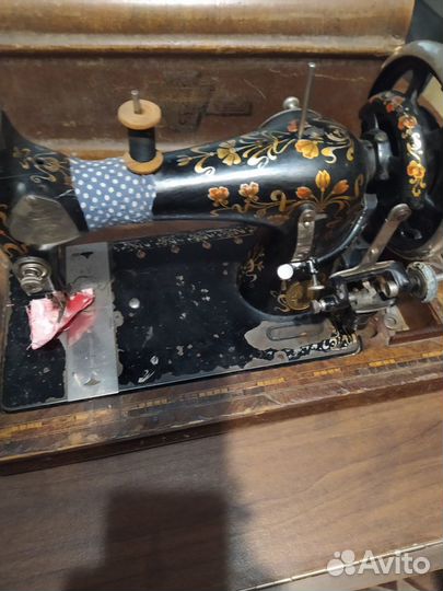 Старинная Швейная машинка Schultz-Marke