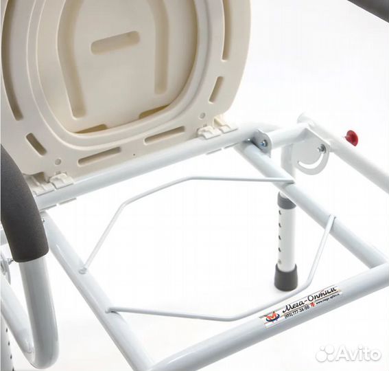 Стул-кресло санитарное FS813 Мега-Оптим (новое)