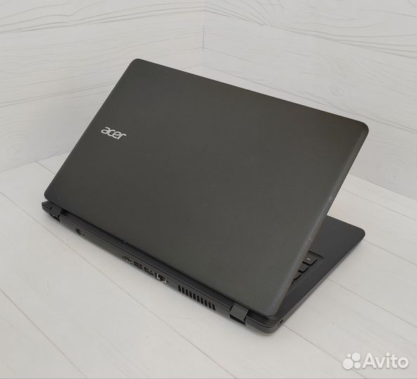 Мощный ноутбук для Работы и Учебы Acer ES1-523 8GB