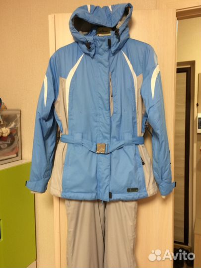 Спортивный утеплённый костюм