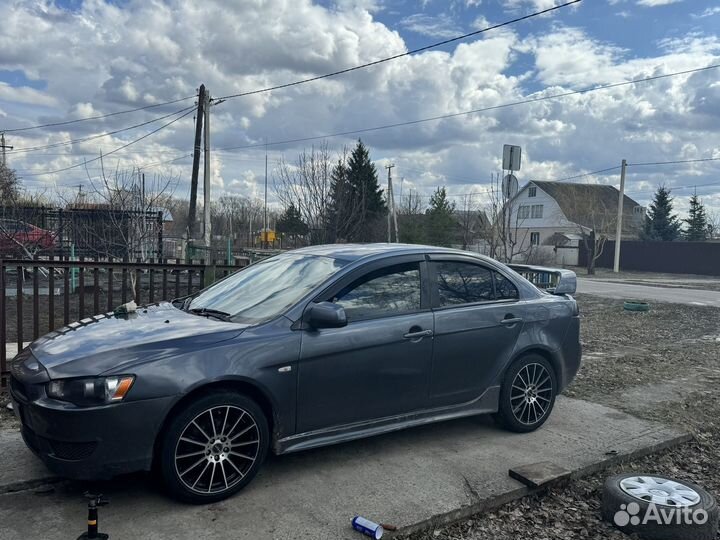 Mitsubishi Lancer 1.5 МТ, 2007, 211 180 км