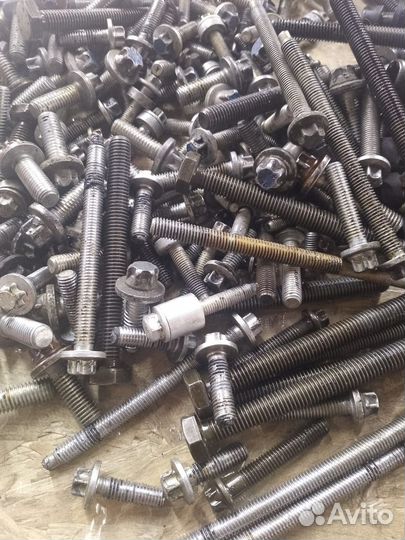 Болты двс N52B25 BMW