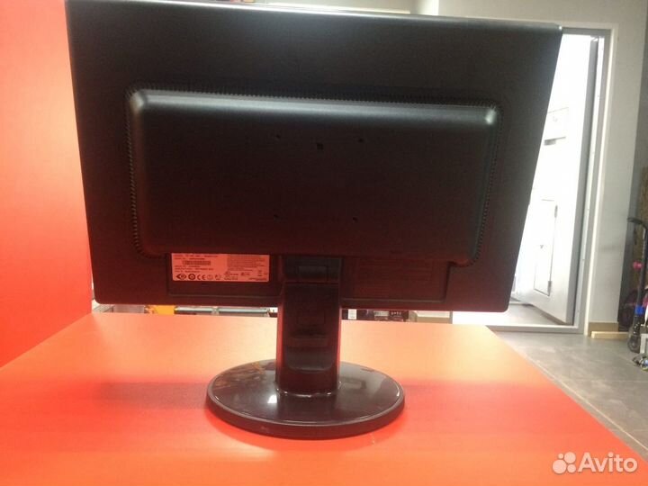 Монитор LG Flatron W1942SE