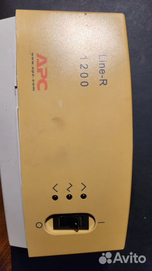Стабилизатор напряжения аpc Line-R1200 VA