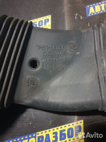 Воздуховод Форд Фокус 2