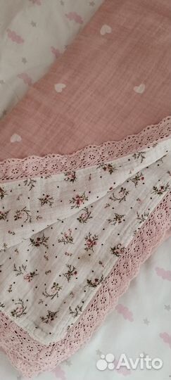 Муслиновый плед с кружевом и пеленка