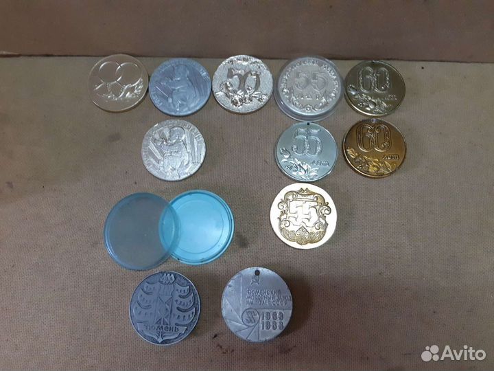 Памятные знаки