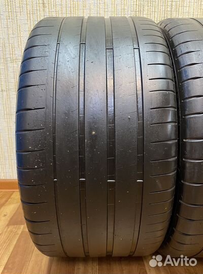 Michelin Pilot Super Sport 295/35 R20