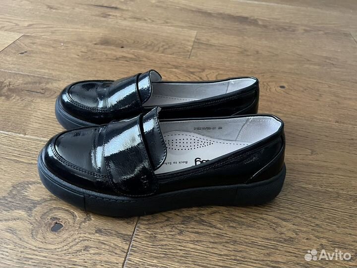 Туфли для девочки в школу