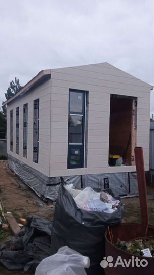 Бригада строителей