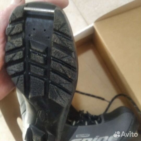 Лыжные ботинки