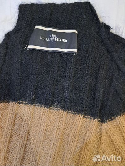 Свитер женский