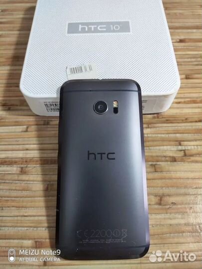 Телефон htc 10