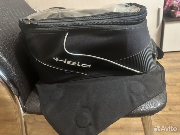 Сумка на бак мотоцикла на магнитах