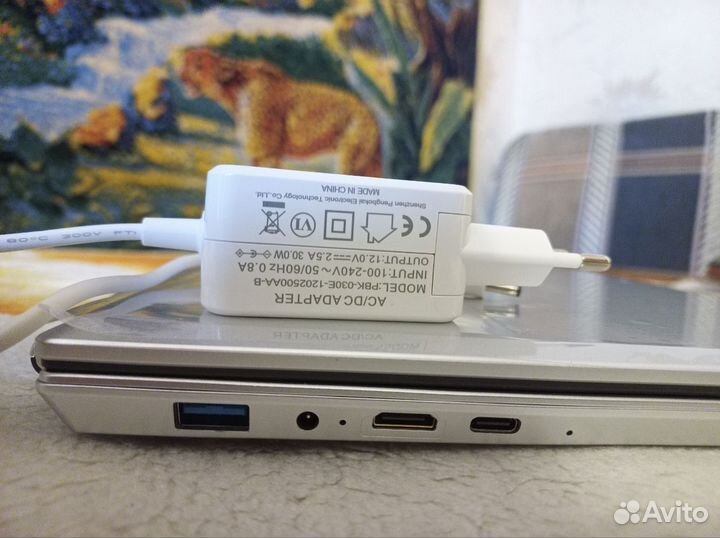 Ноутбук новый 512/16