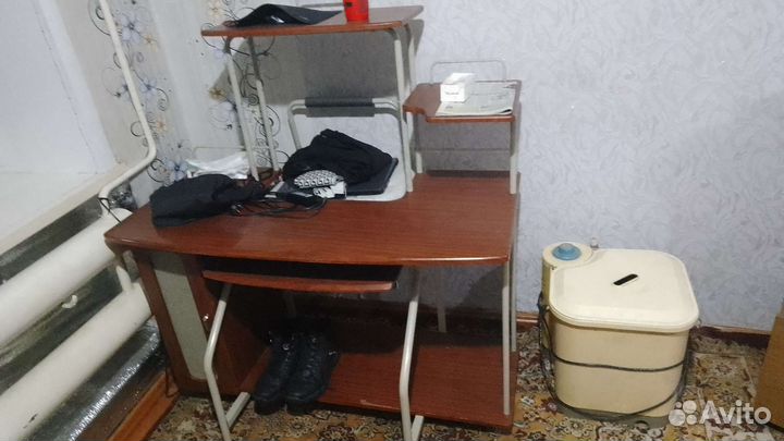 Компьютерный стол