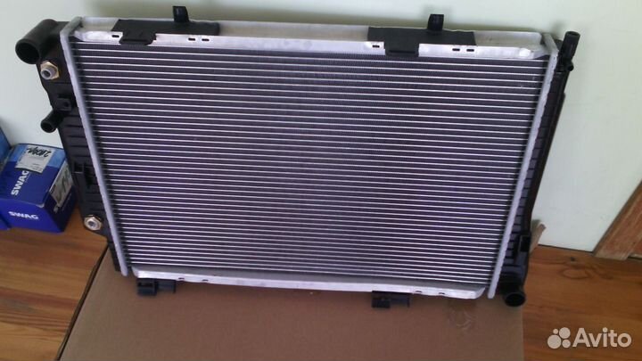 Радиатор на Mercedes W202 С202