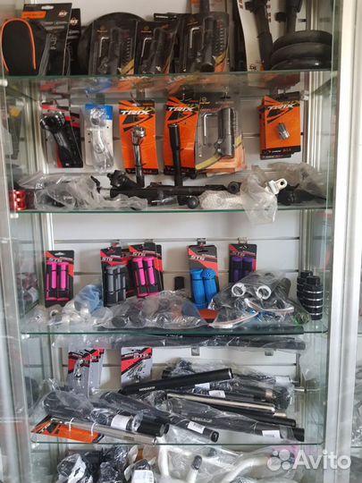 Велозапчасти в ассортименте