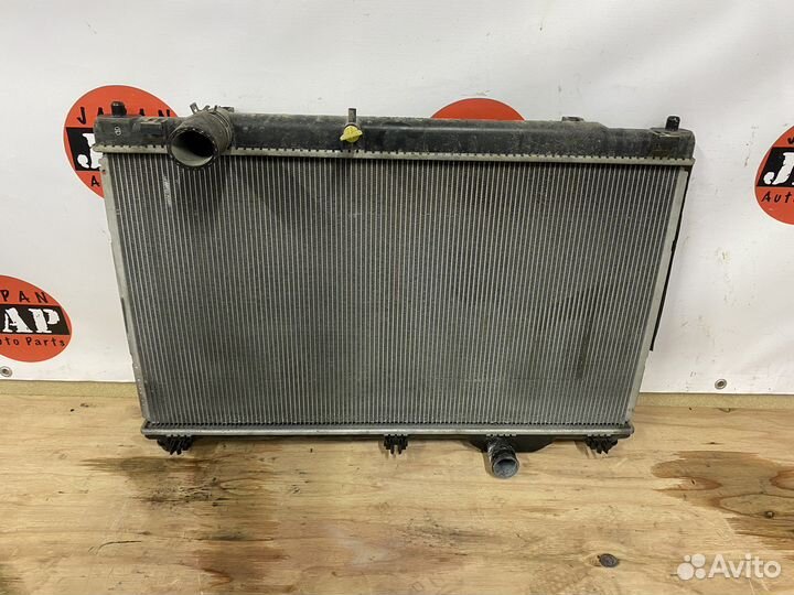 Радиатор охлаждения Lexus GS 3