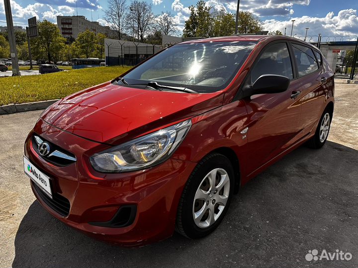 Hyundai Solaris 1.6 AT, 2011, 95 937 км