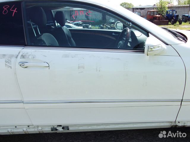 Дверь правая Мерседес W209
