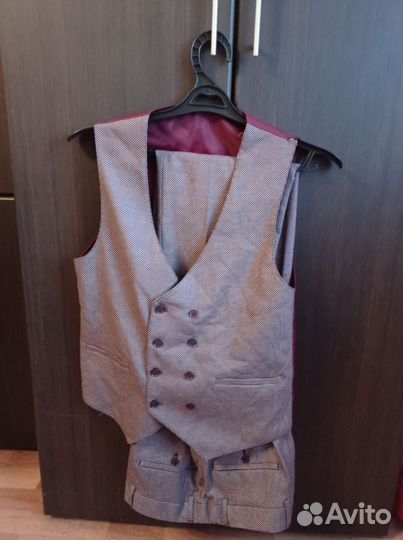 Мужской костюм 44-46