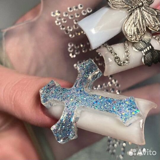 Модель на маникюр и наращивание