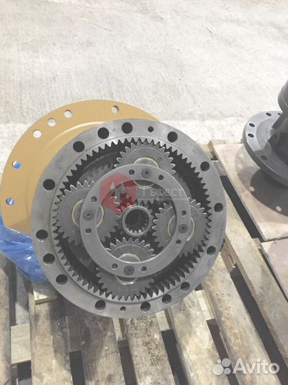 Редуктор поворота Hyundai RC60-7