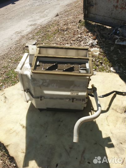 Subaru Legacy BE корпуса кондиционера и печки