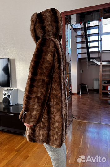 Шуба норковая с капюшоном натуральный мех