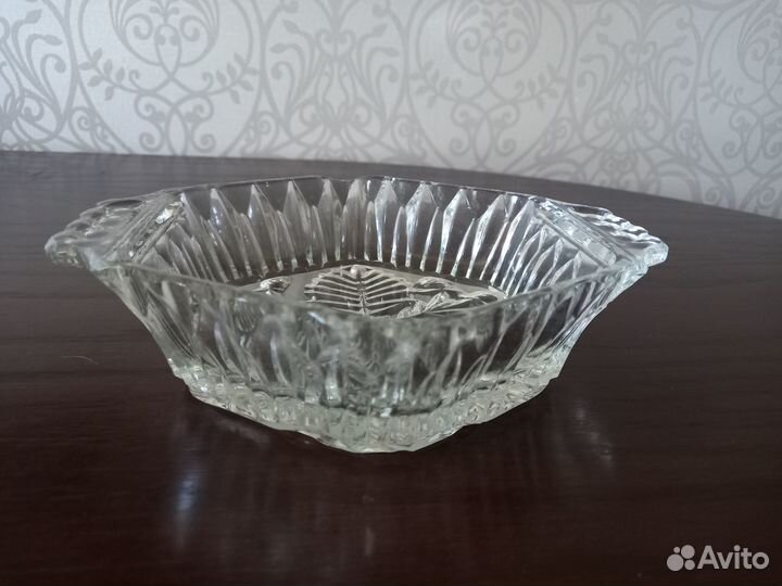 Конфетница с ручками